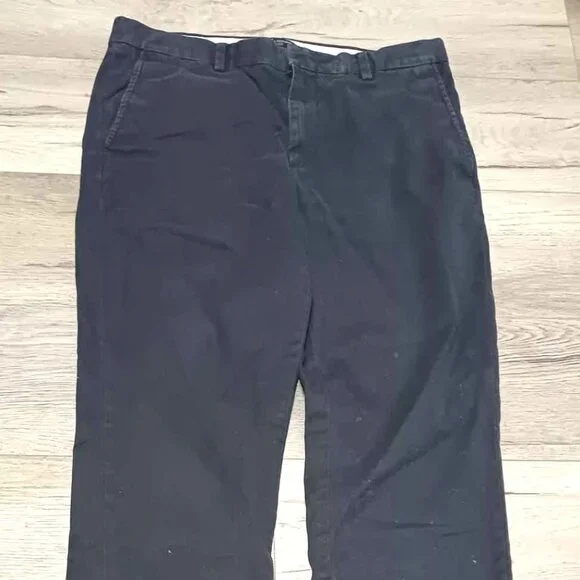 Banana Republic Men's 33X32 Chino Pants - Picture 1 of 7